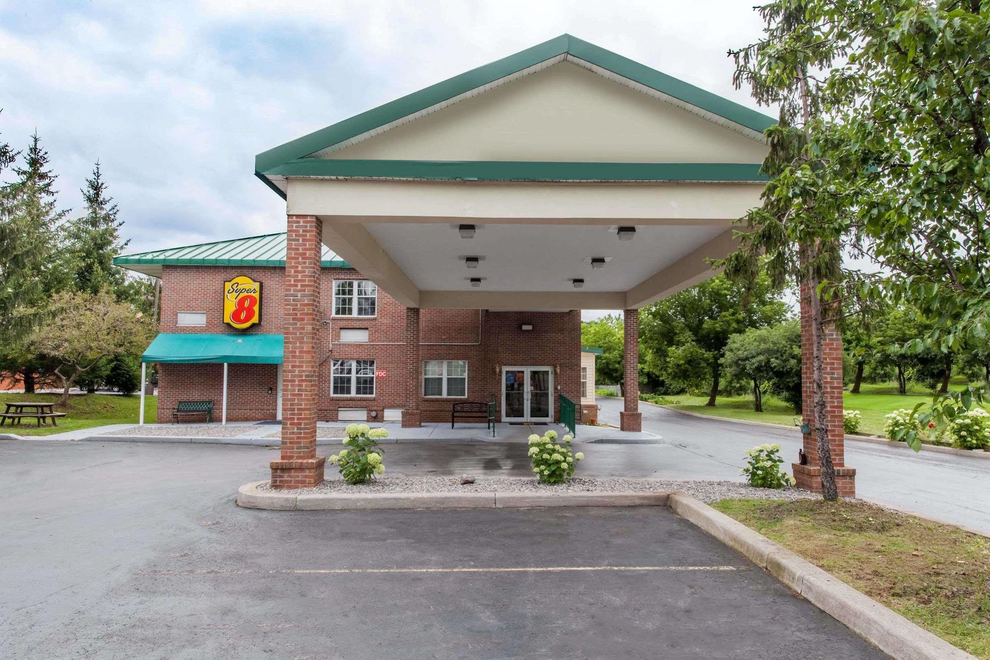 Syracuse Inn East Syracuse Εξωτερικό φωτογραφία