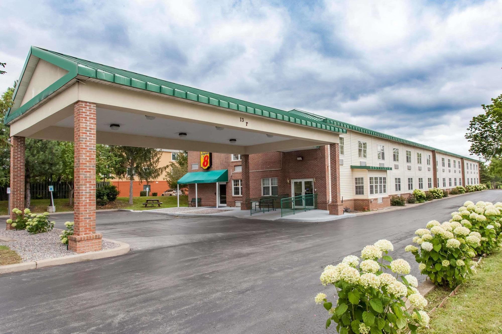 Syracuse Inn East Syracuse Εξωτερικό φωτογραφία